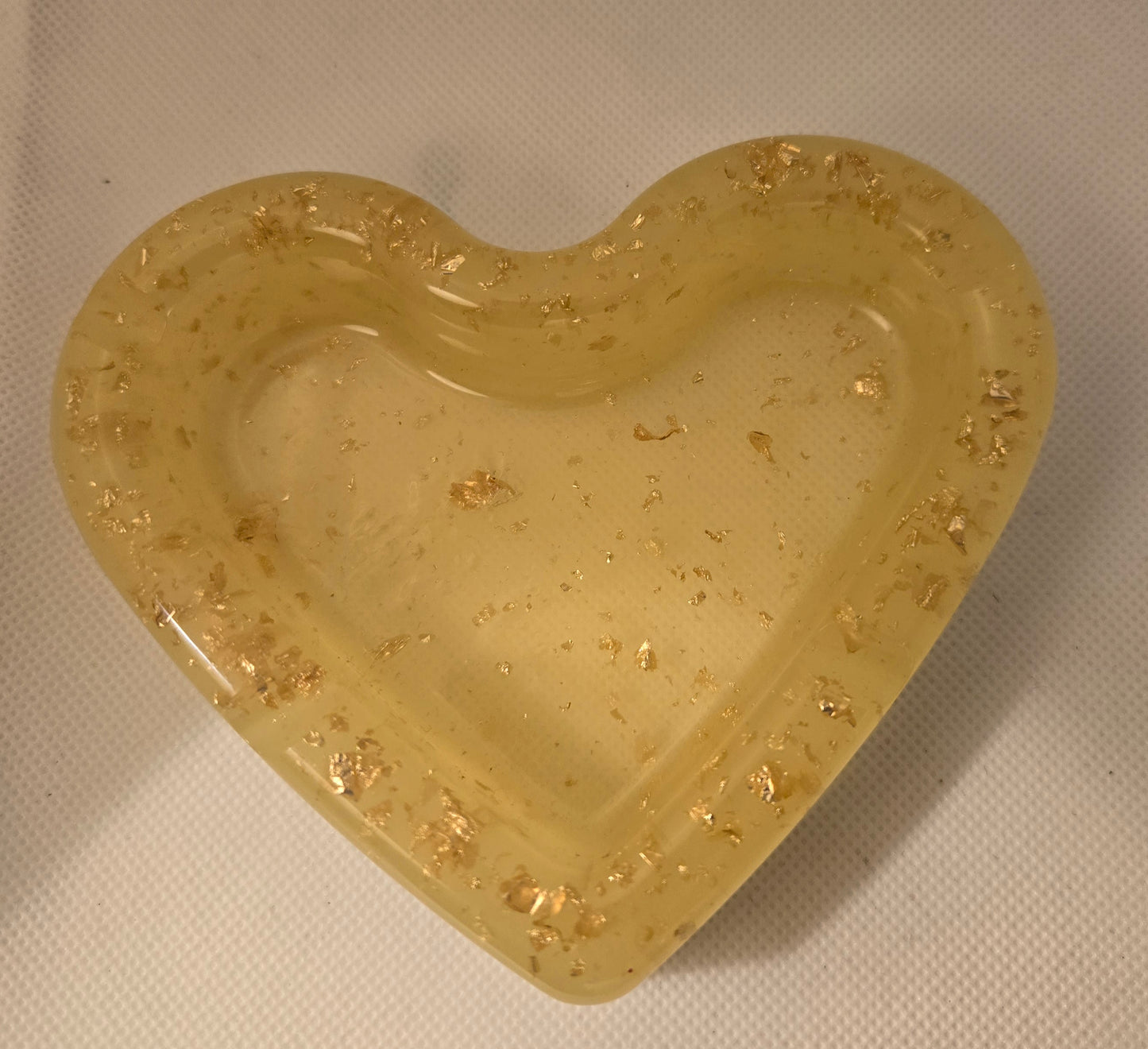 BEAUTIFUL YELLOW& GOLD FLAKE ASHTRAY 💛