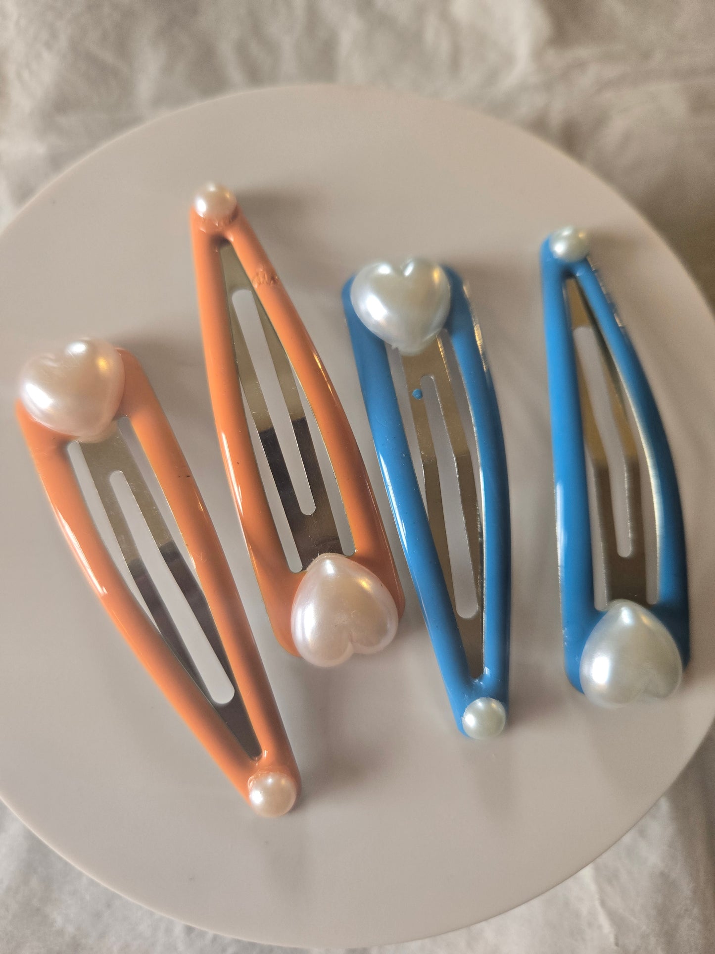 PRETTY LIL HAIR CLIPS